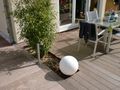 Holzterrasse mit Licht