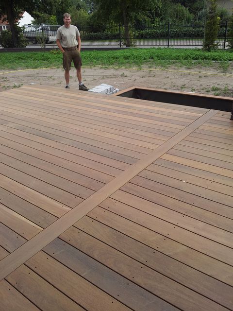 Holzterrasse mit Proopen Bohrung