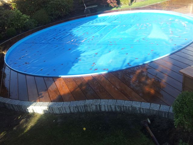 Poll stein Holzterrasse