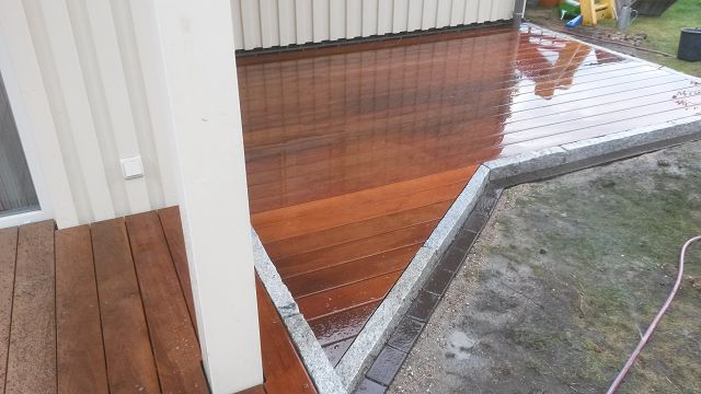 kleine Schräge Terrasse