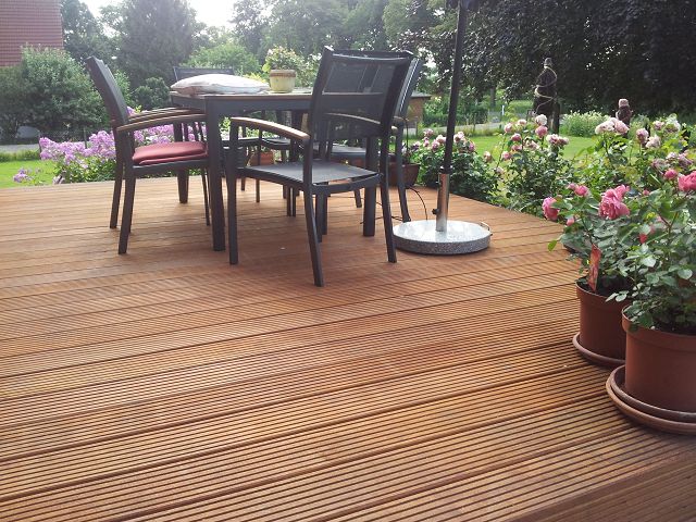 Holzterrasse Angelina Amagosso