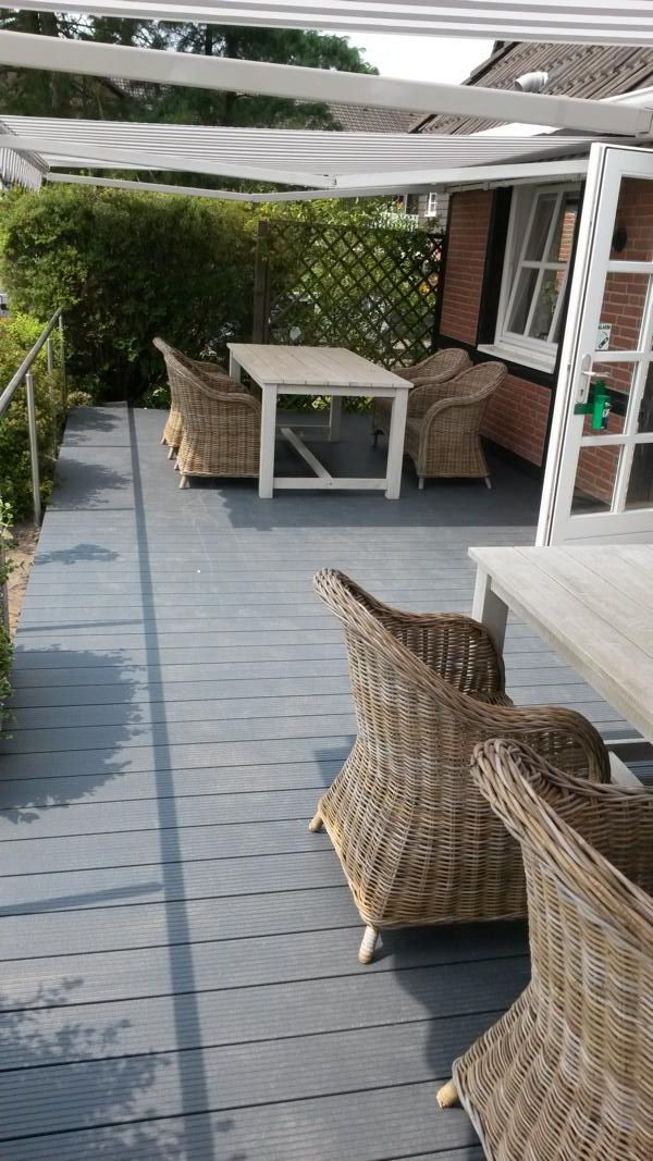 Terrasse aus Hohlkammerprofiele